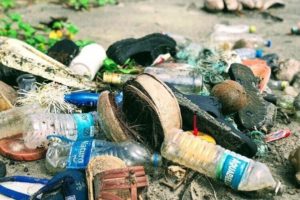 廃プラスチック類がもたらす問題